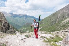 hiking to Ratsek station in Ala Archa national park