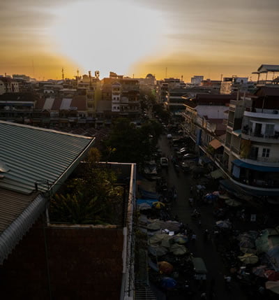 sunset in Phnom Penh is not too bad...